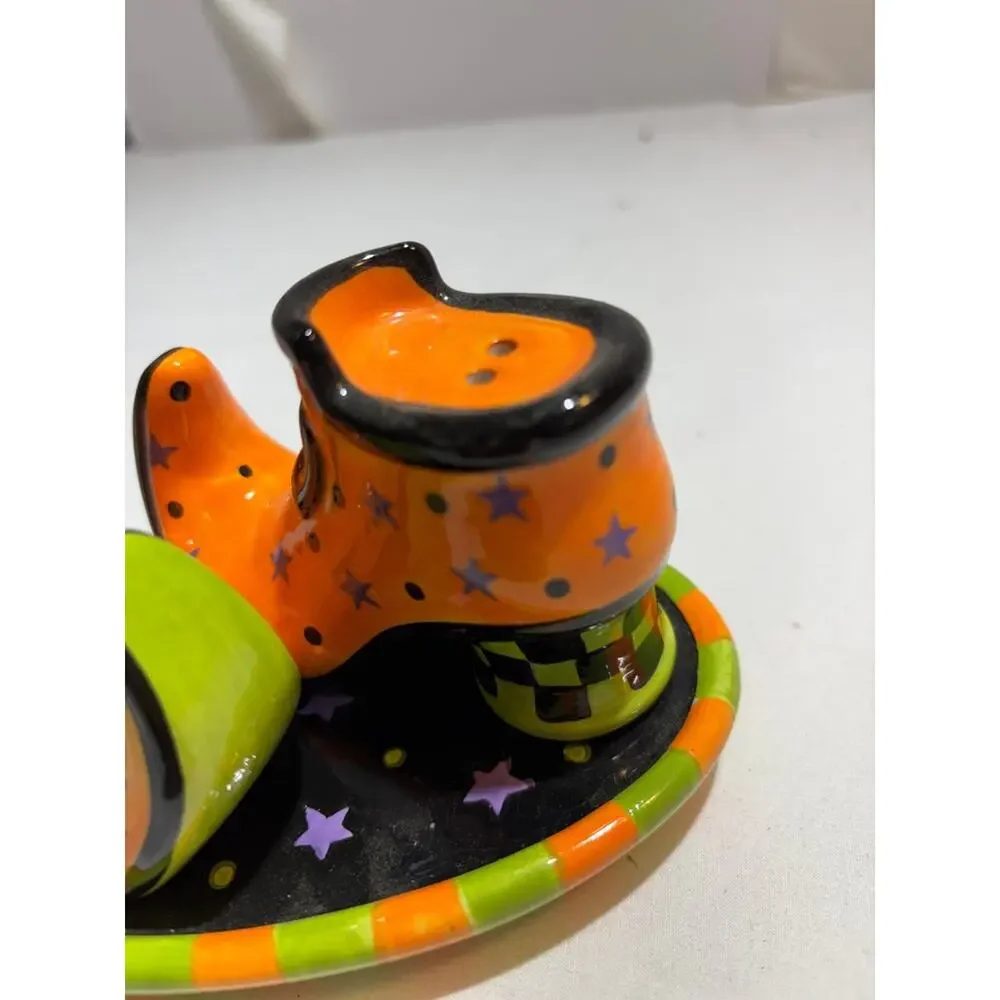 Halloween Witch Shoe Ceramic Salt and Pepper Shakers with Tray